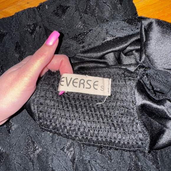 Black Lace 2 piece. - Picture 4 of 5